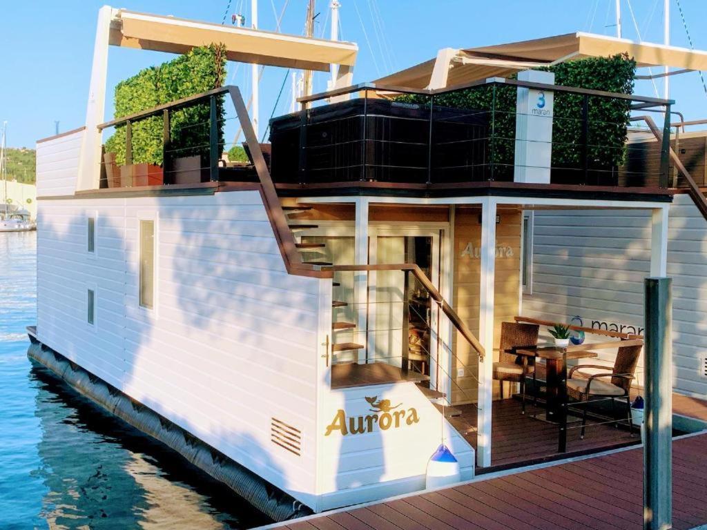 Вилла Floating Sea House Aurora Порторож Экстерьер фото